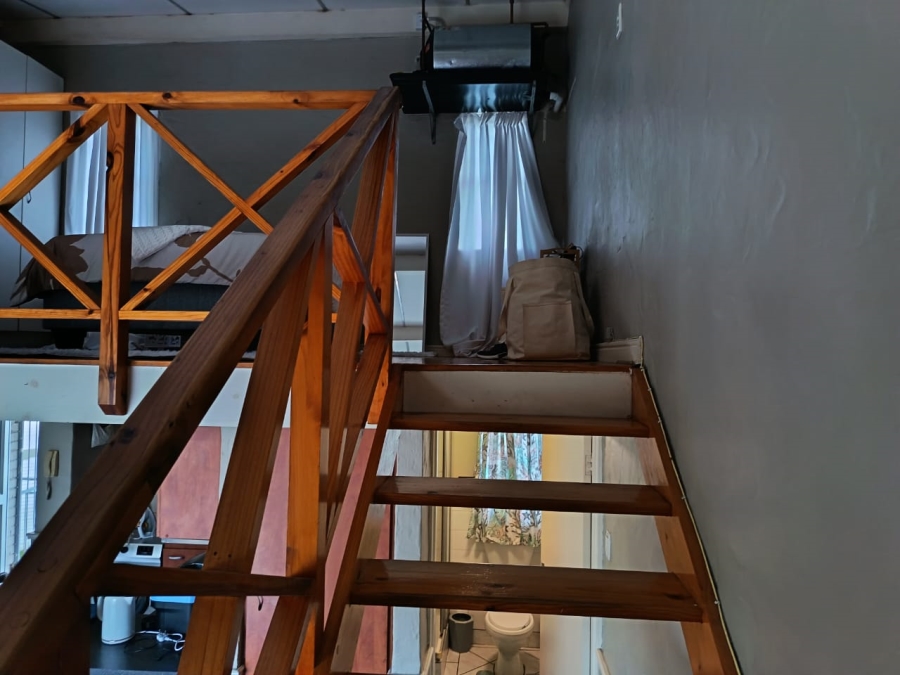 1 Bedroom Property for Sale in Humewood Eastern Cape